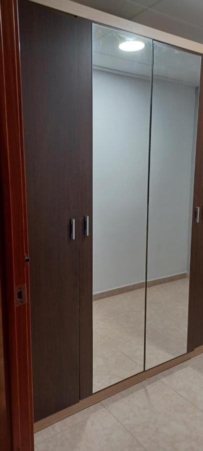 Apartamento Entero De Tres Habitaciones, Cerca De La Playa! Acogedor, Luminoso Y Tranquilo มัลกรัตเดมาร์ ภายนอก รูปภาพ
