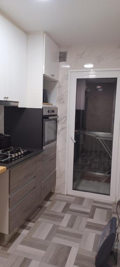 Apartamento Entero De Tres Habitaciones, Cerca De La Playa! Acogedor, Luminoso Y Tranquilo มัลกรัตเดมาร์ ภายนอก รูปภาพ
