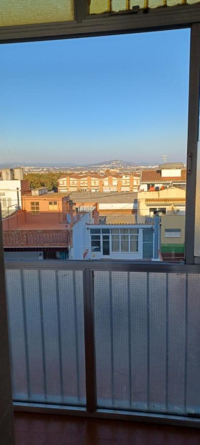 Apartamento Entero De Tres Habitaciones, Cerca De La Playa! Acogedor, Luminoso Y Tranquilo มัลกรัตเดมาร์ ภายนอก รูปภาพ